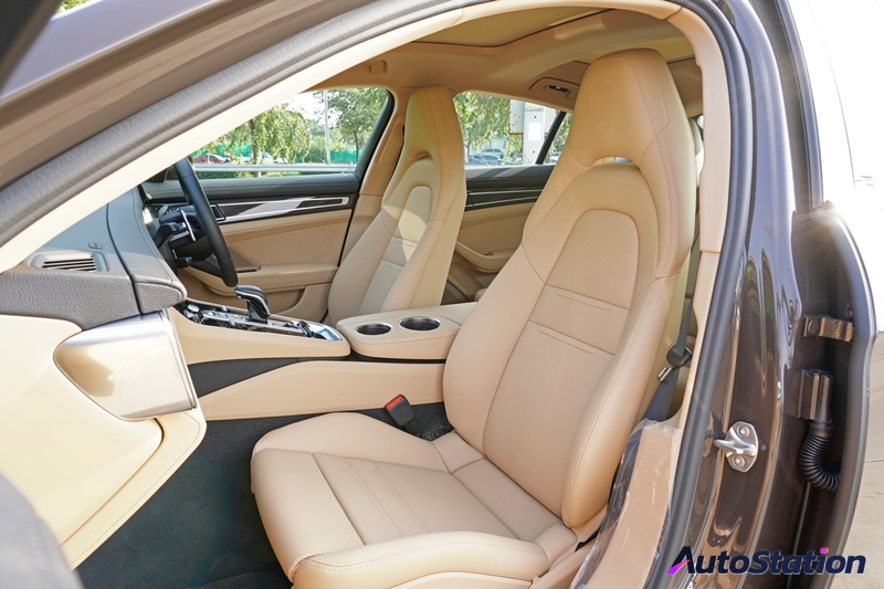 Porsche Platinum Edition