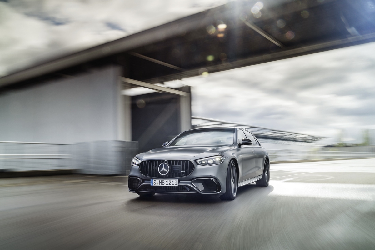 Mercedes-AMG S63 E Performance