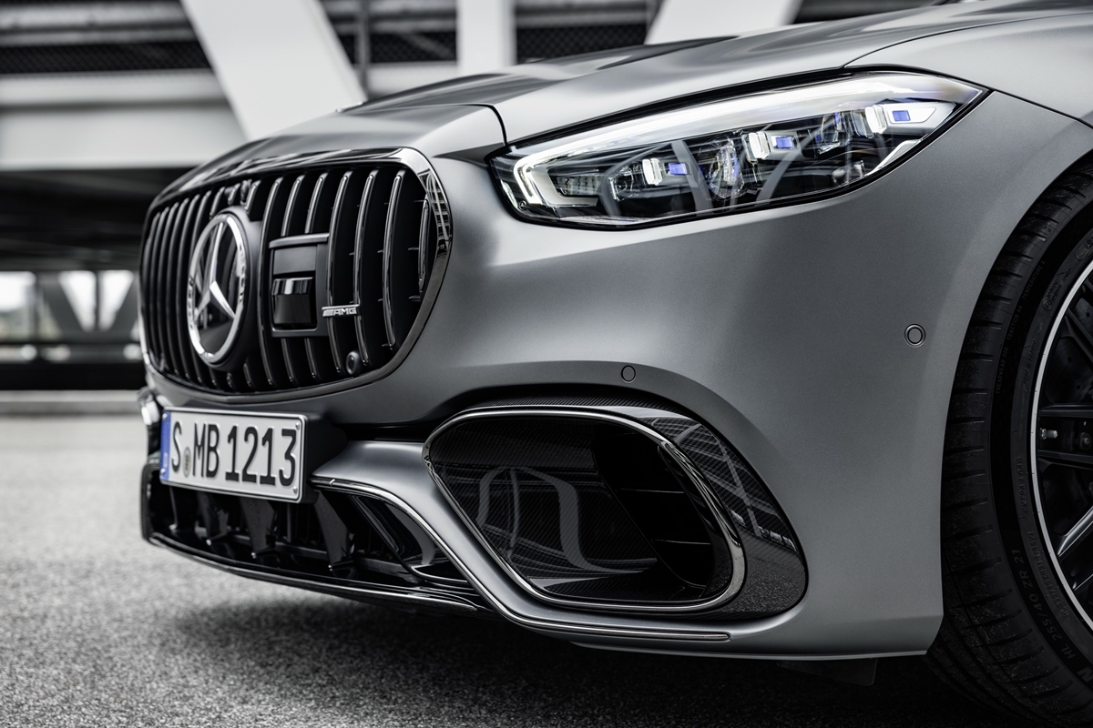 Mercedes-AMG S63 E Performance