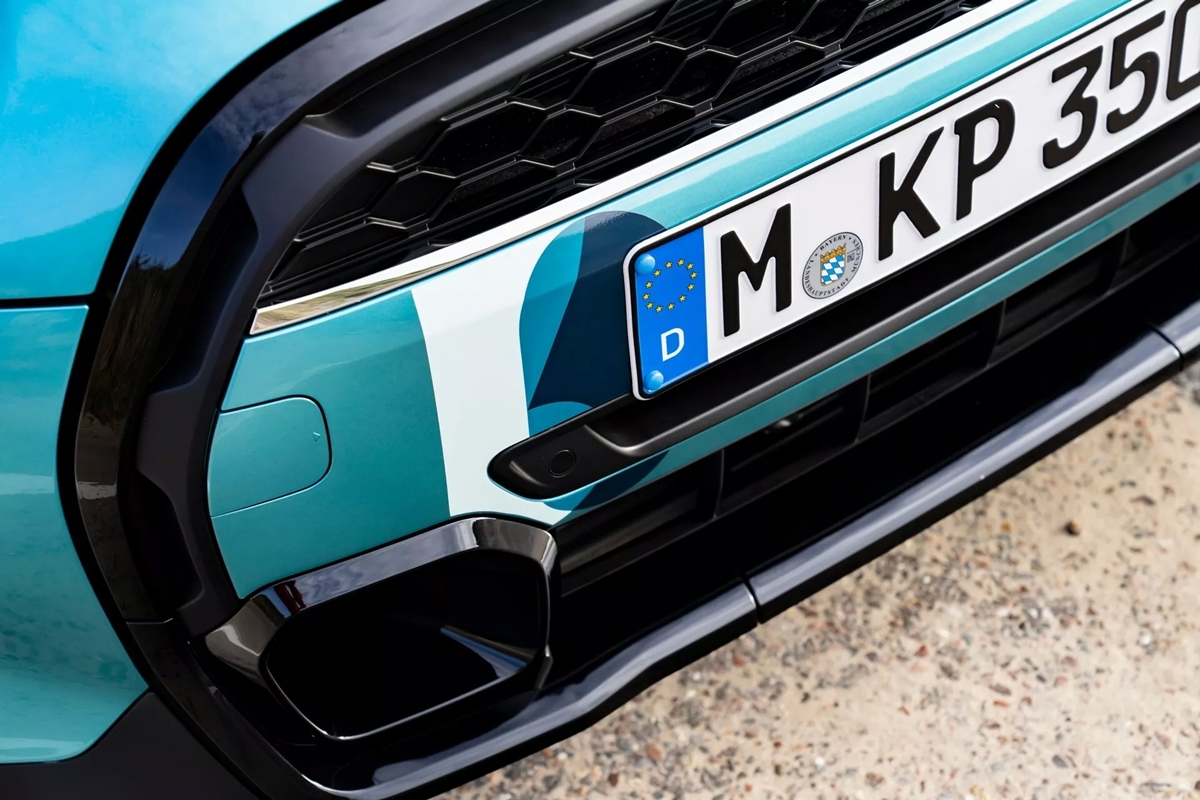 MINI Cooper Convertible Seaside Edition