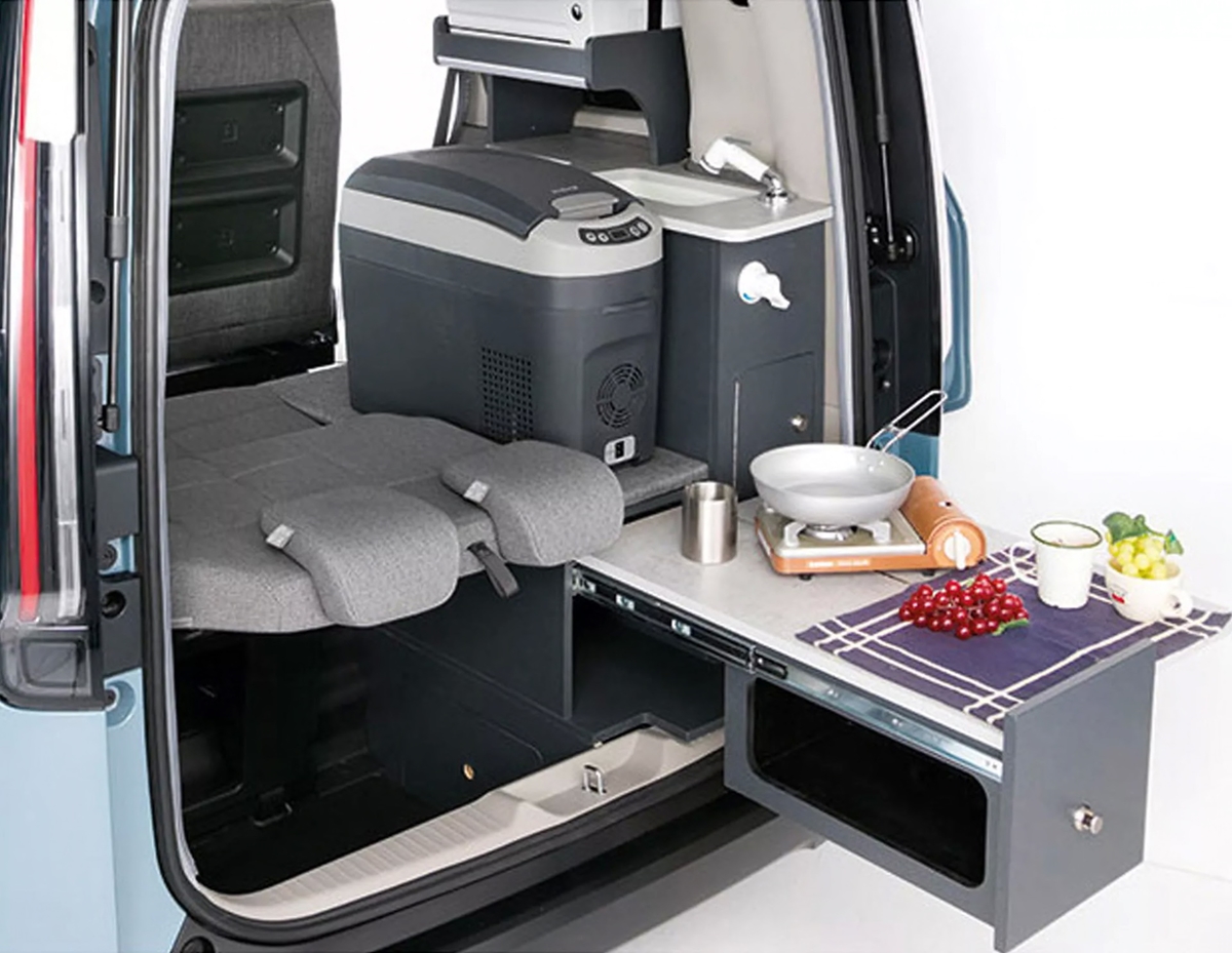 Honda Step WGN Deck One