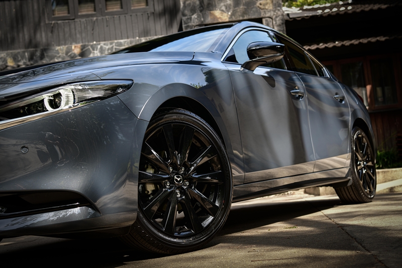 Mazda 3 Carbon Edition Sport