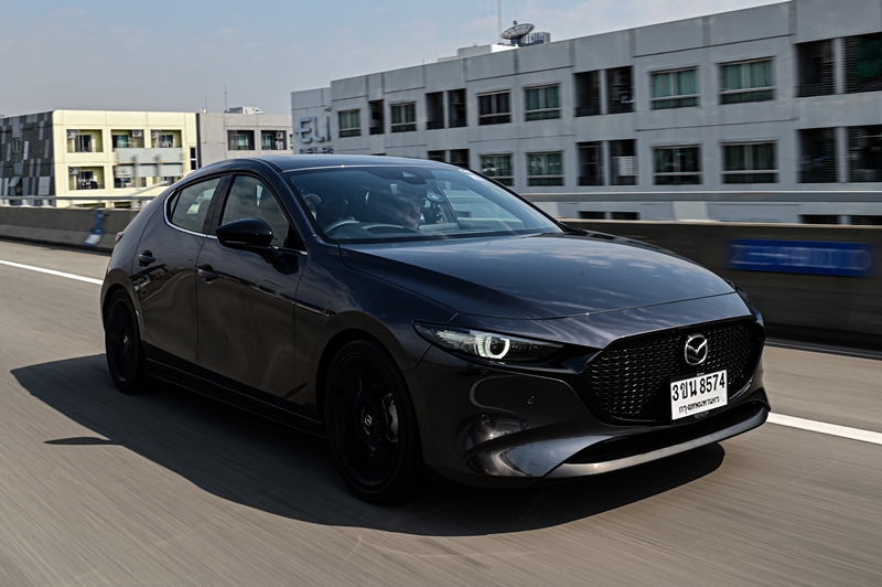 Mazda 3 Carbon Edition Sport