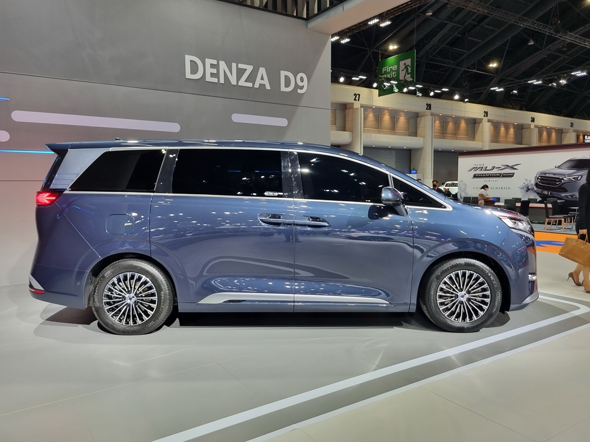 BYD Denza D9