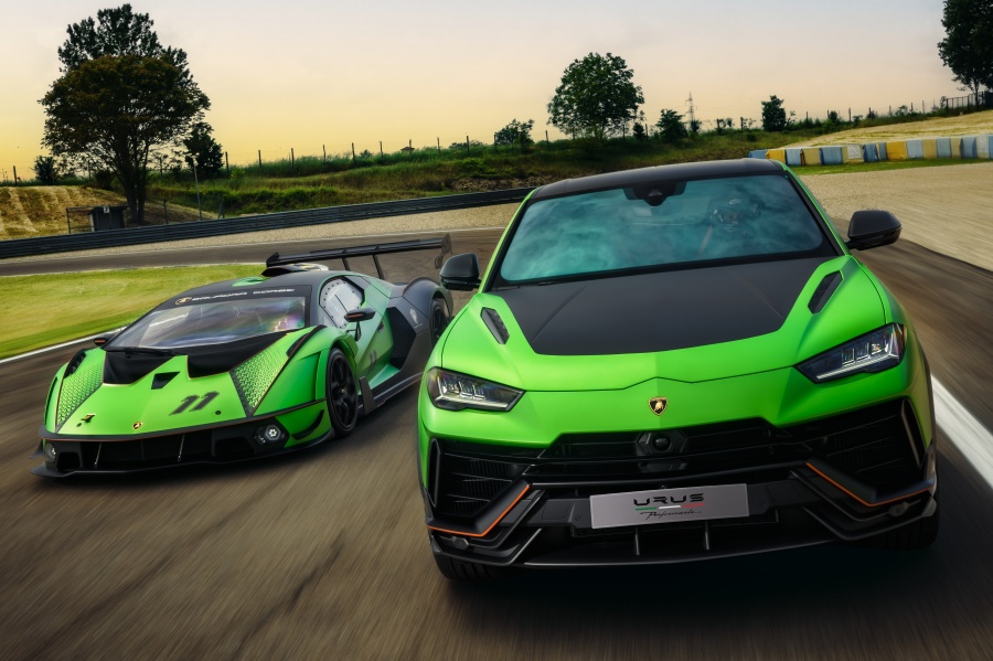 Lamborghini Urus Performante Essenza SCV12