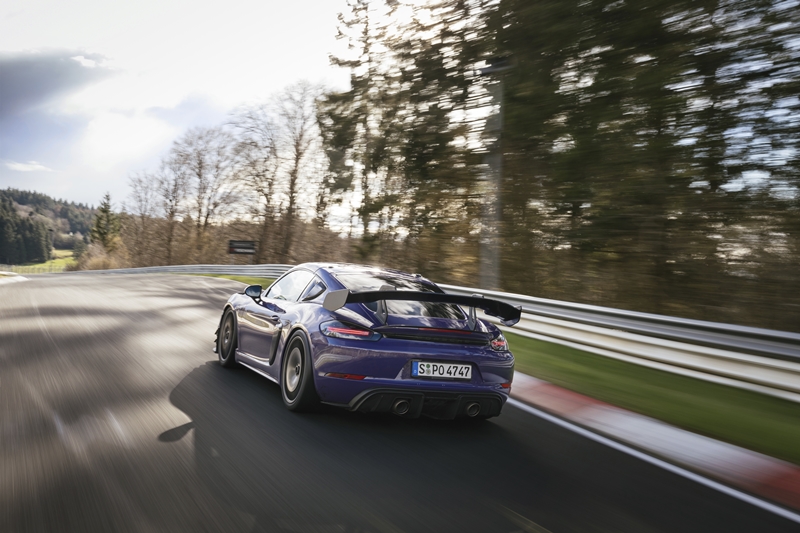 Porsche 718 Cayman GT4 RS Manthey