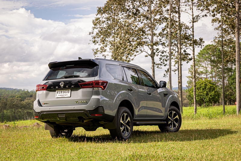 Review Nissan Terra Sport