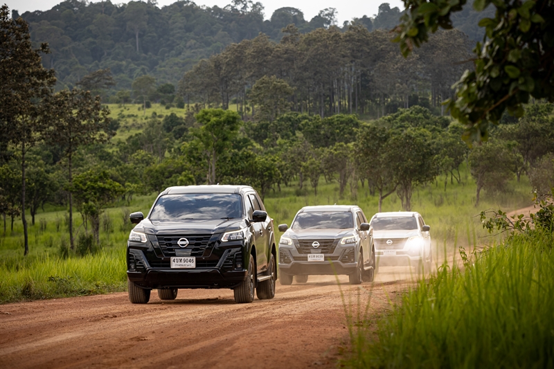 Review Nissan Terra Sport