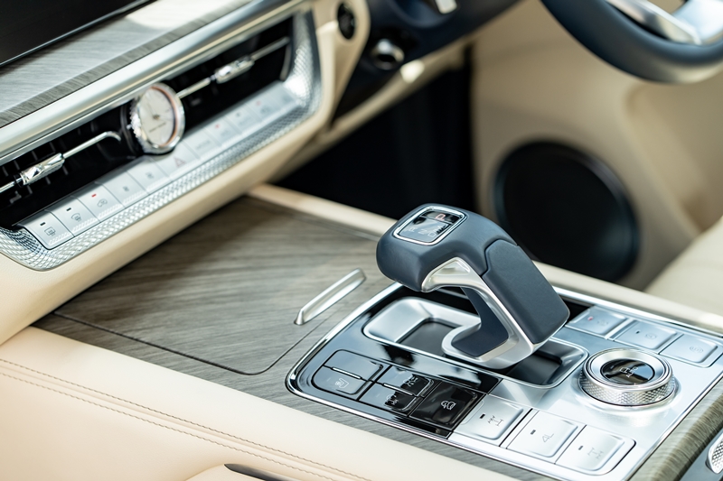 Review GWM TANK 500 Hybrid SUV