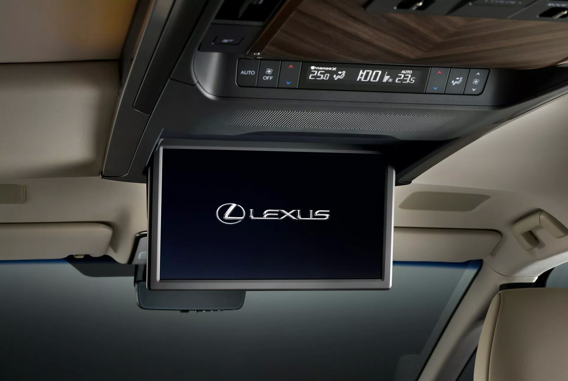 Lexus LM500h L 2024