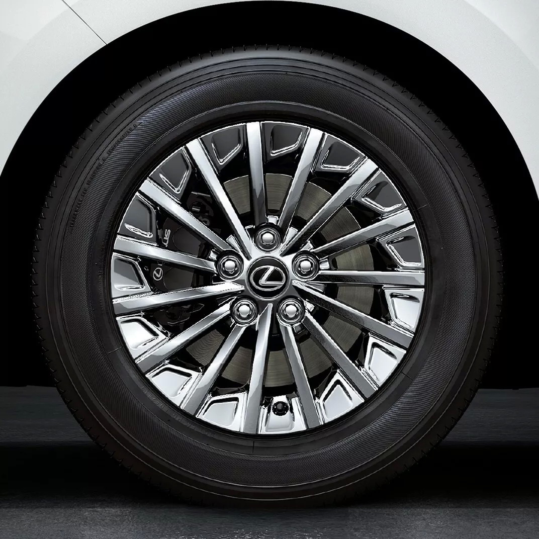 Lexus LM500h L 2024