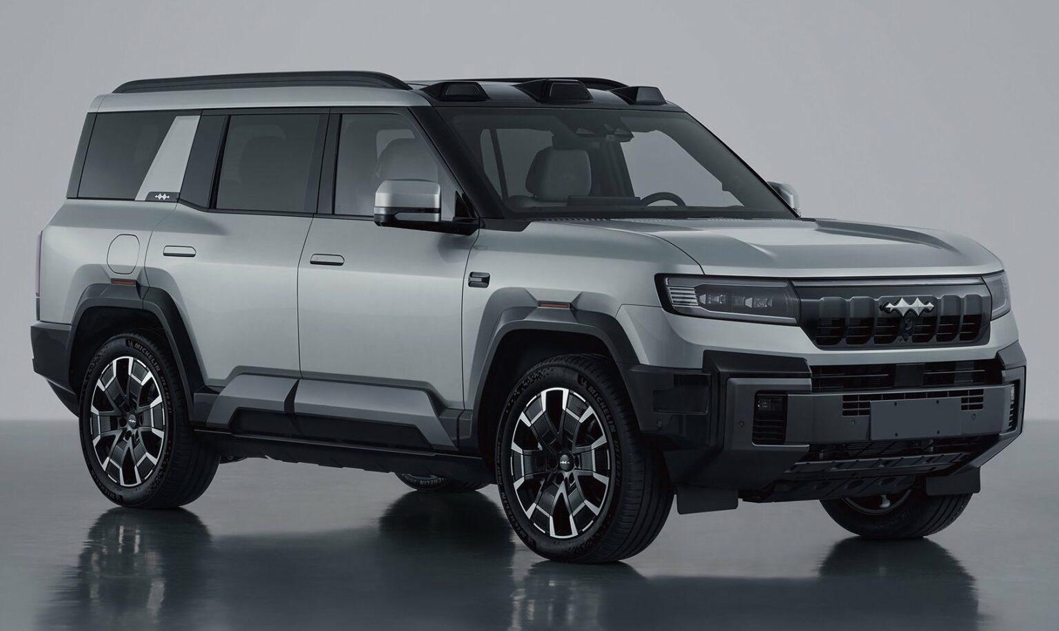 BYD Leopard 8 (Bao 8)