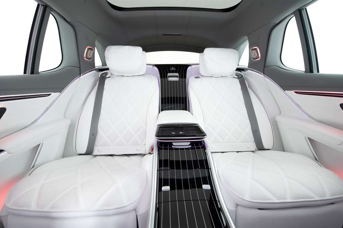 Mercedes-Maybach EQS 680 SUV