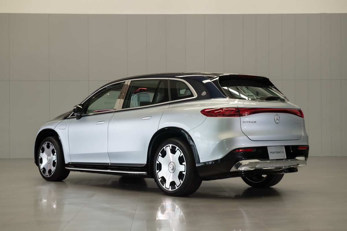 Mercedes-Maybach EQS 680 SUV