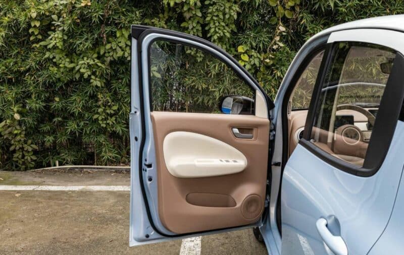 Wuling Hong Guang Mini EV รุ่น 5 ประตู 