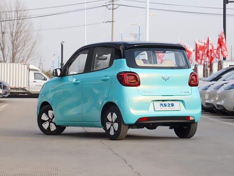 Wuling Hong Guang Mini EV รุ่น 5 ประตู 