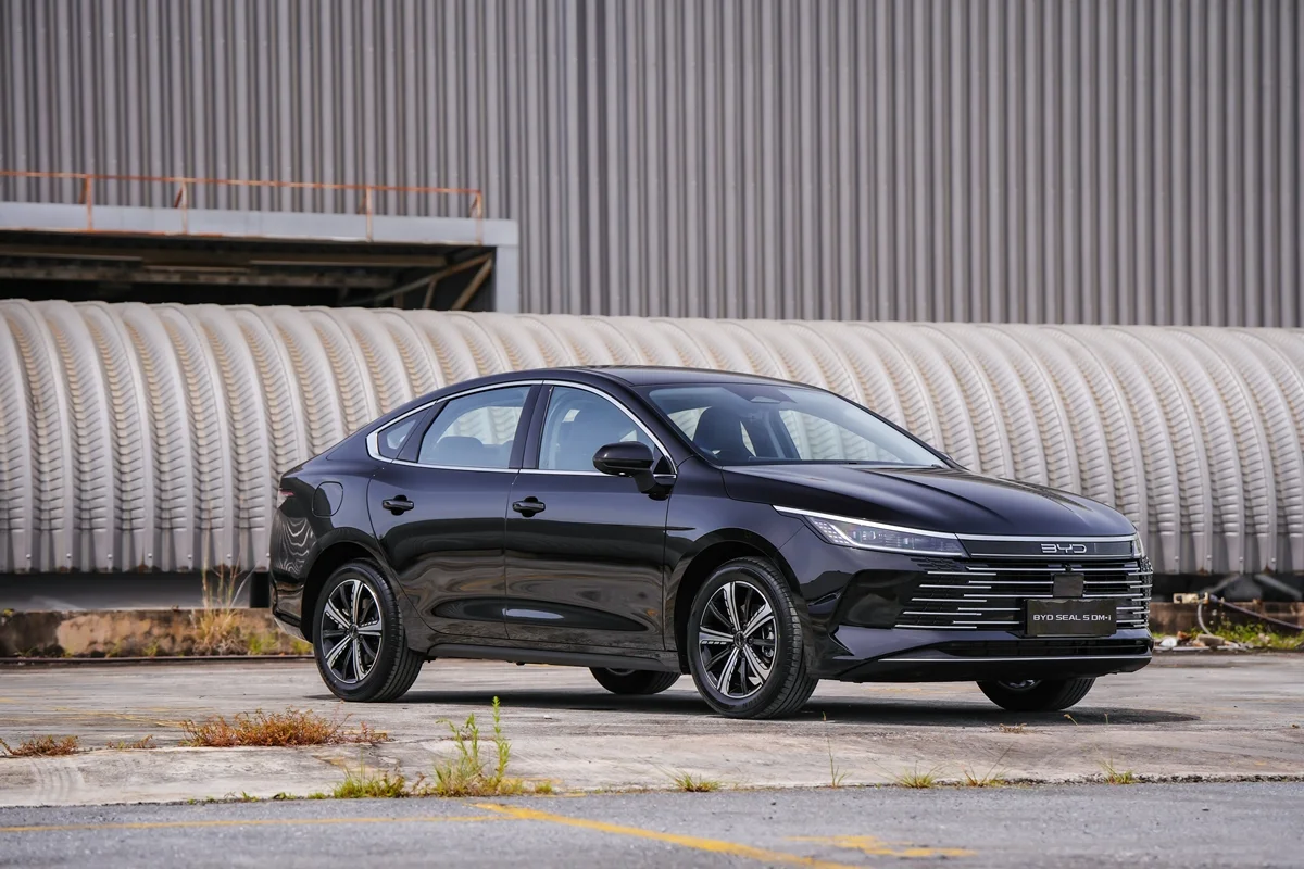 BYD SEAL 5 DM-i SUPER HYBRID