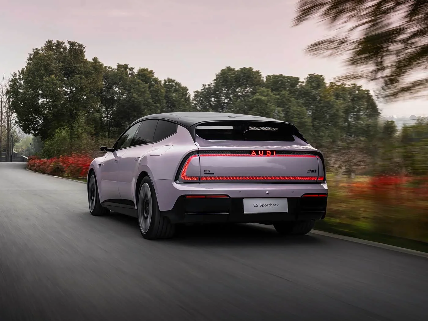 AUDI E5 Sportback ฟาสต์แบ็คไฟฟ้า