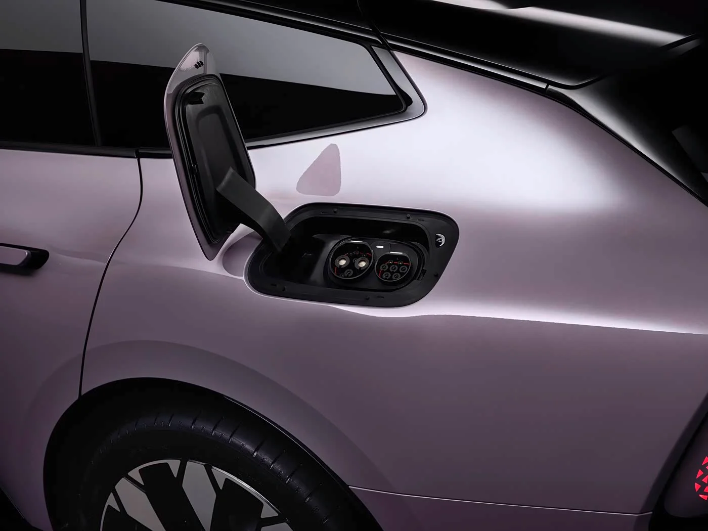 AUDI E5 Sportback ฟาสต์แบ็คไฟฟ้า