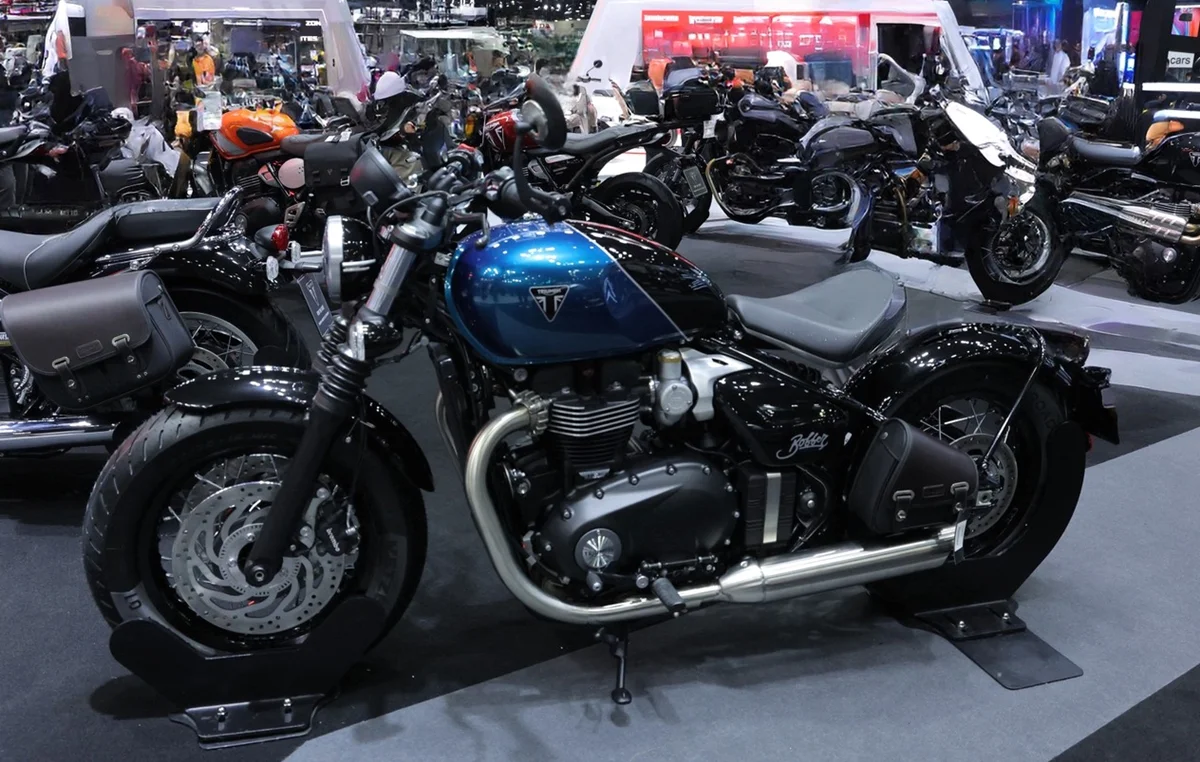 https://autostation.com/wp-content/uploads/2025/11/Pic_Triumph_Bonneville-Bobber_0.webp