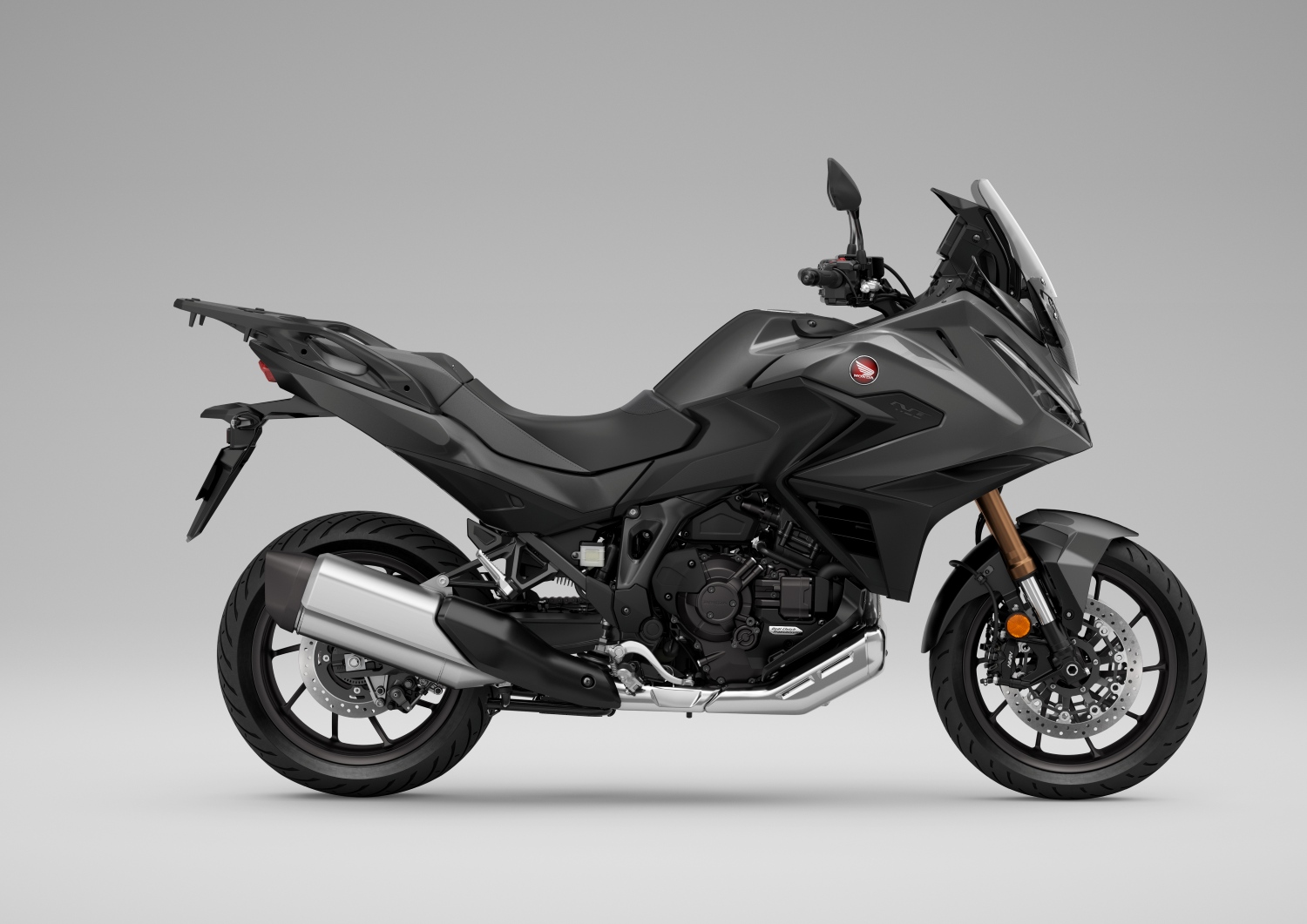 https://autostation.com/wp-content/uploads/2026/01/New-Honda-NT1100-2026_002-Iridium_Gray_Metallic.jpg